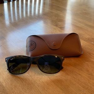 Ray-Ban Polarized New Wayfarer Sunglasses